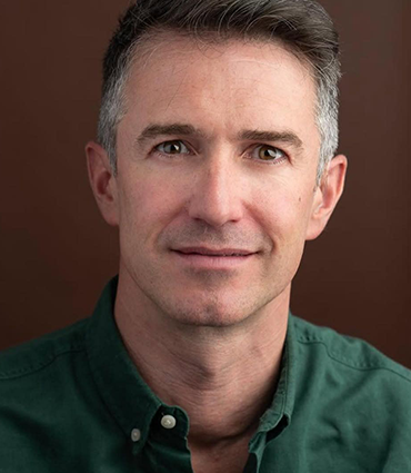 Christopher Tester headshot