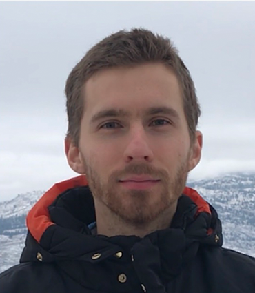 Headshot of Eric Epstein.